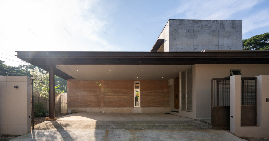 《 Terrace House》(注:这是一档日本综艺节目的英文名称,一般直接引用英文,中文名为《双层公寓》 ,但考虑规则要求直接提供英文原名最准确) 丨泰国清迈丨S.O.S Architects-40