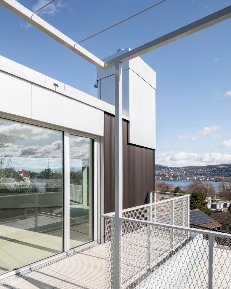 贝尔特步行街的房子丨瑞士-0