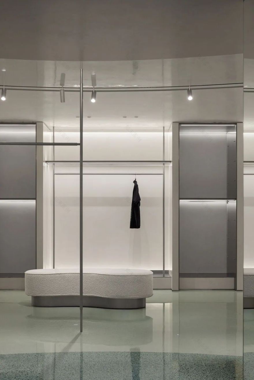 豪华高尔夫先锋品牌Mark & Lona中国旗舰店设计丨STUDIO 4,301-9