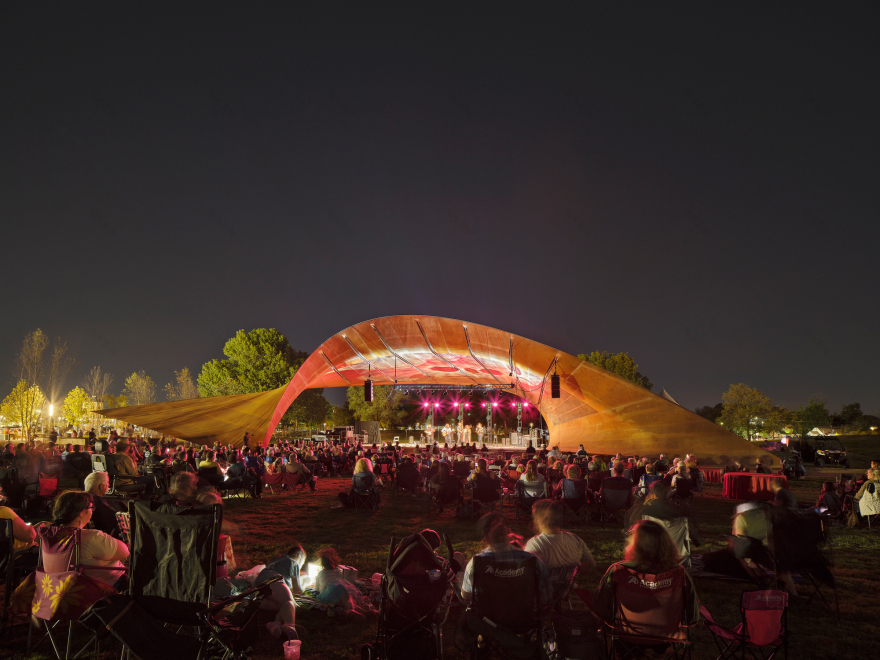 Luther George Park Performance Pavilion / Trahan Architects-40