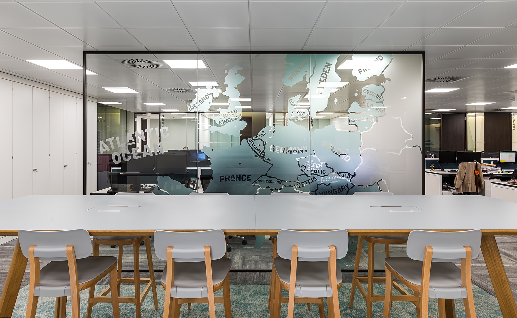 Inside Europa Capital’s New London Office - Officelovin'-6