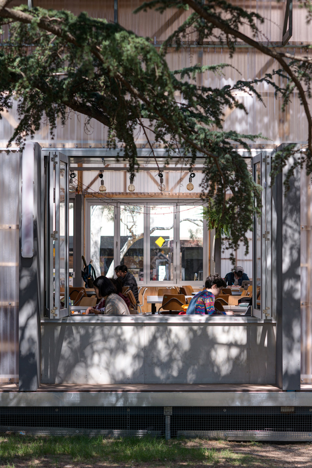 澳大利亚国立大学临时聚会村-14