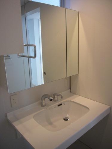 狭小地に建つ木造三階建て住宅丨日本京都丨三浦尚人建築設計工房-16