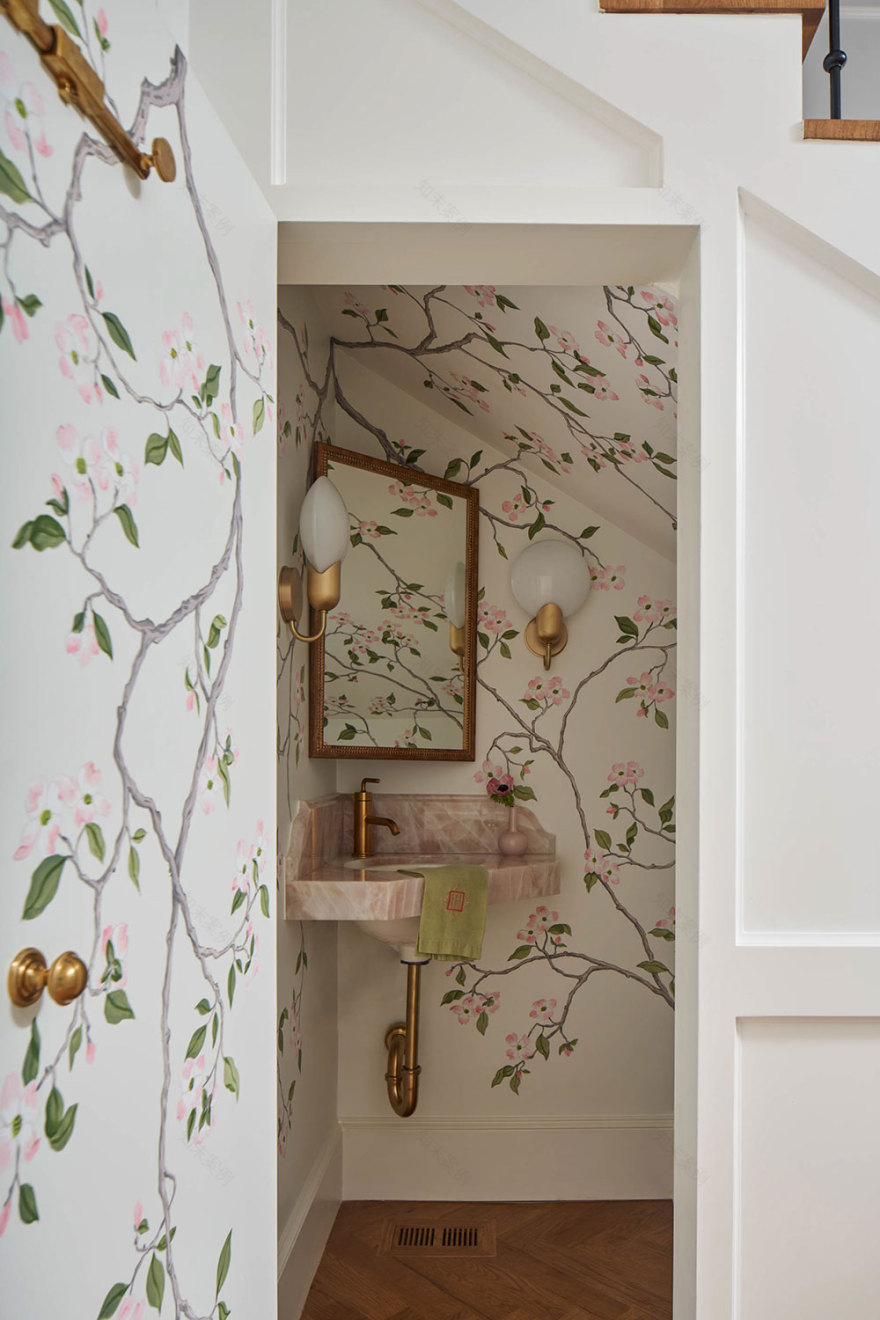 达拉斯美丽住宅 | 淡雅粉彩与花卉壁纸的完美融合-13