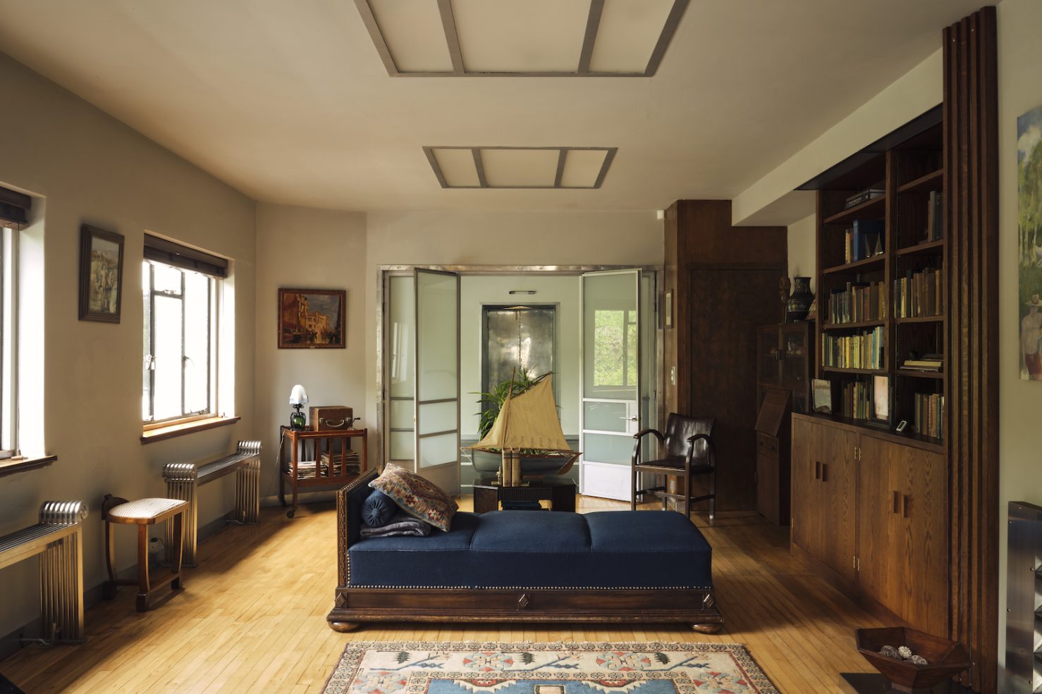 Первая модернистская вилла в Англии выставлена на продажу-2