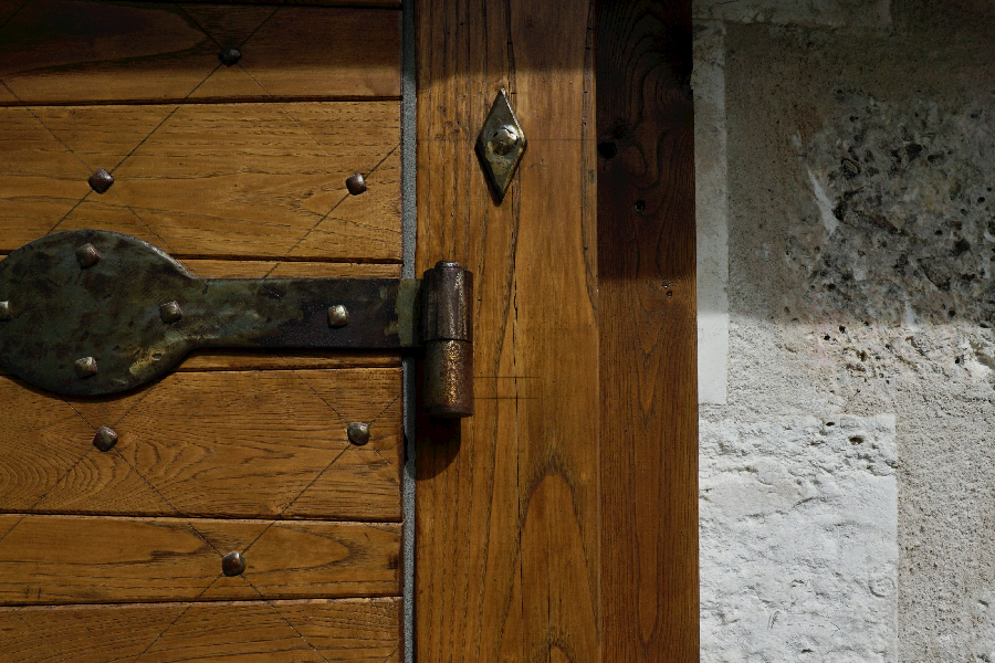 Most Preferred Door Types and Materials For Your Home-7