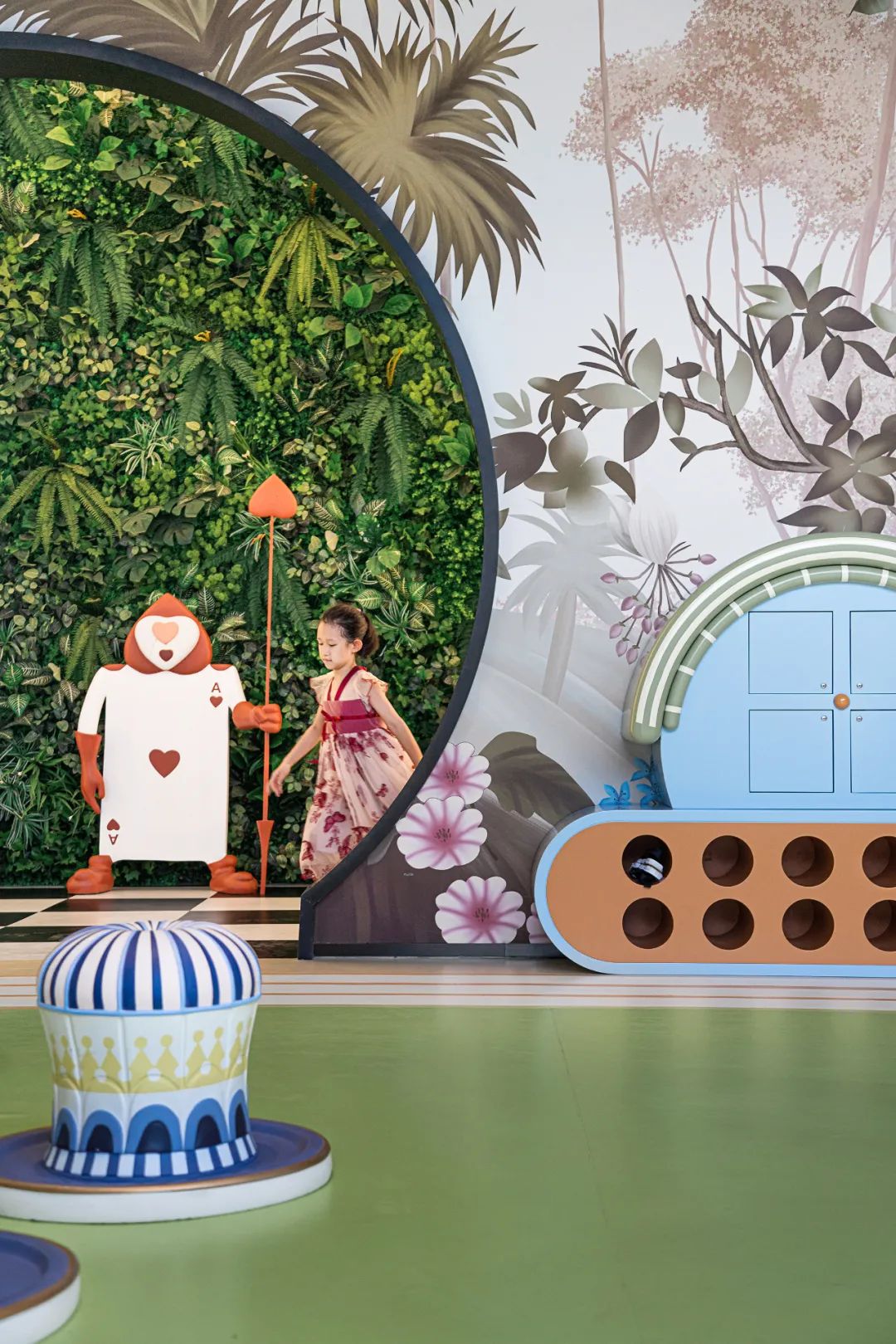 《爱丽丝梦游仙境》 | 奇幻梦境的儿童共享空间-58