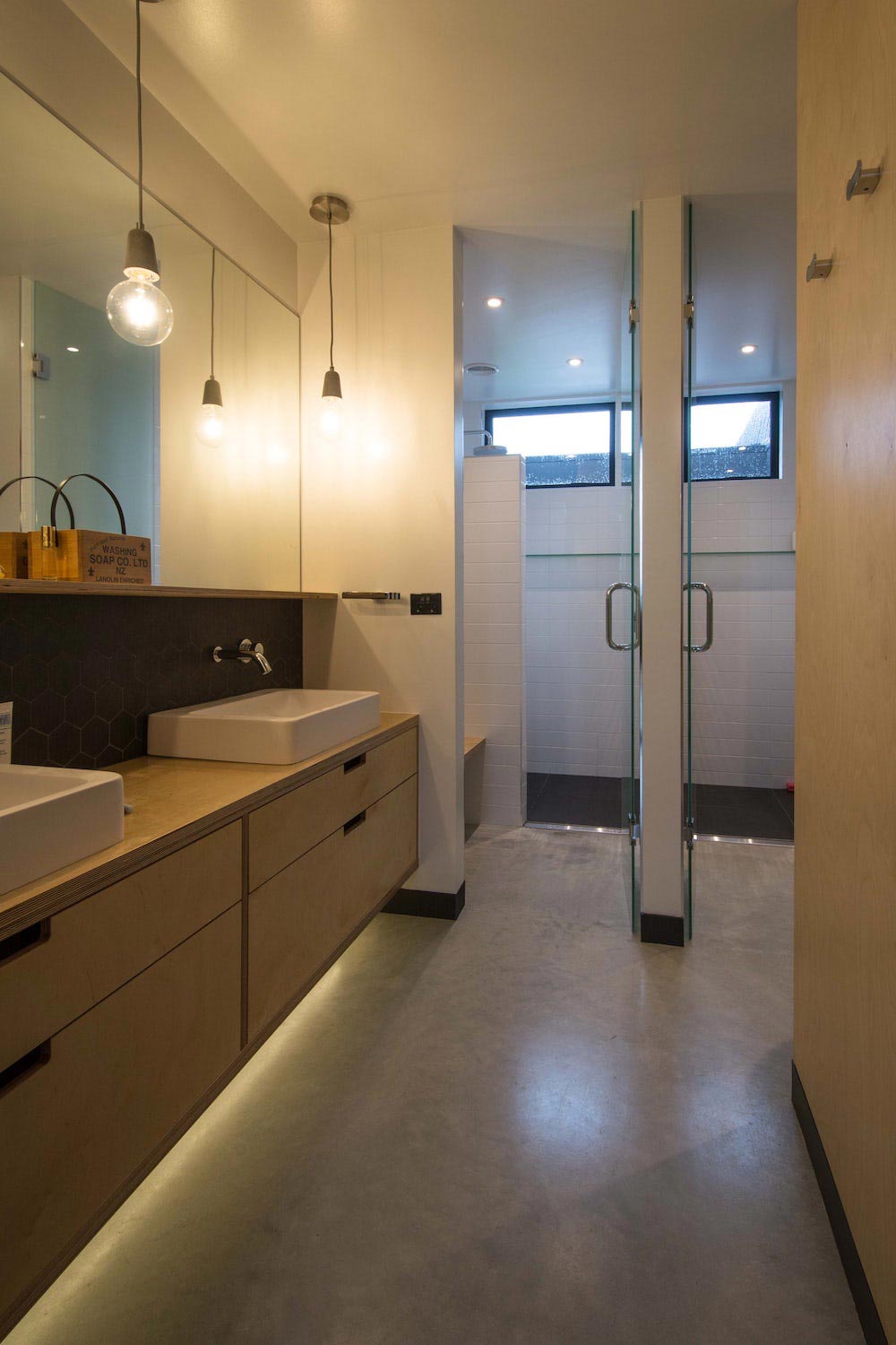 Holiday home in New Zealand which reflects a place where the owners could escape   CAANdesign  Architecture and home design blog-11