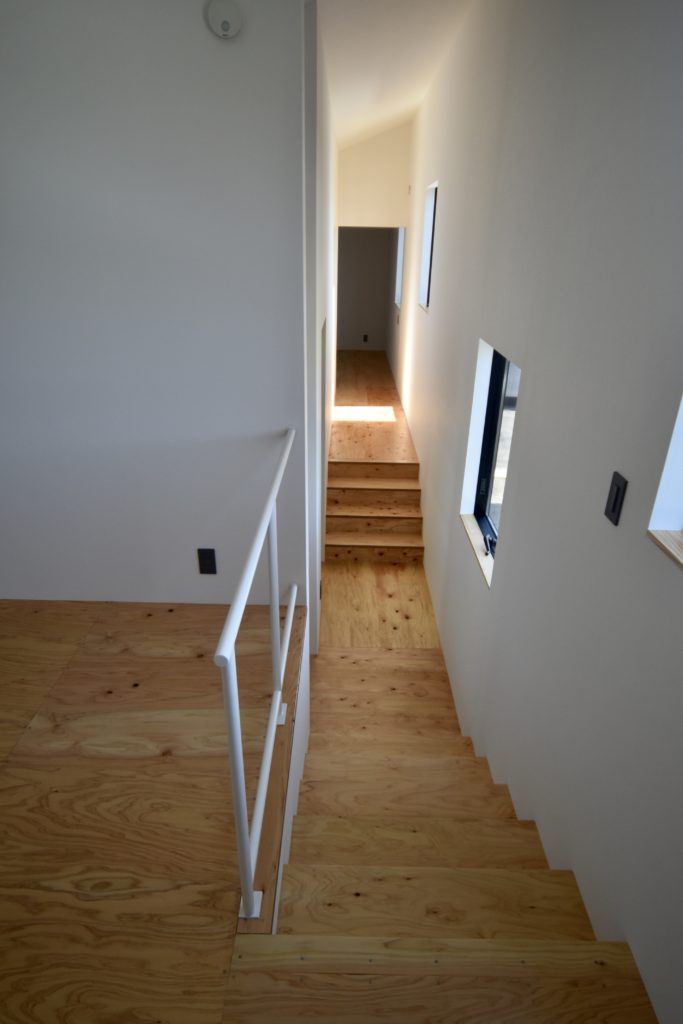 Under the mountain house #220 - COGITE-34