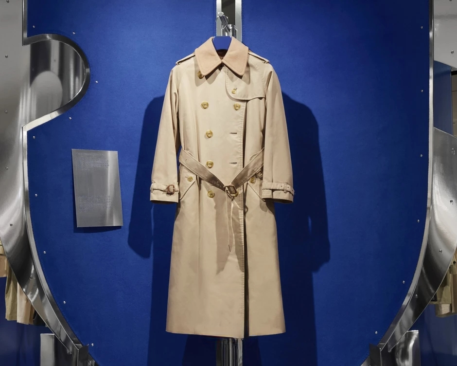 Burberry 东京 2024 春夏季“舞台”快闪店丨日本东京-10