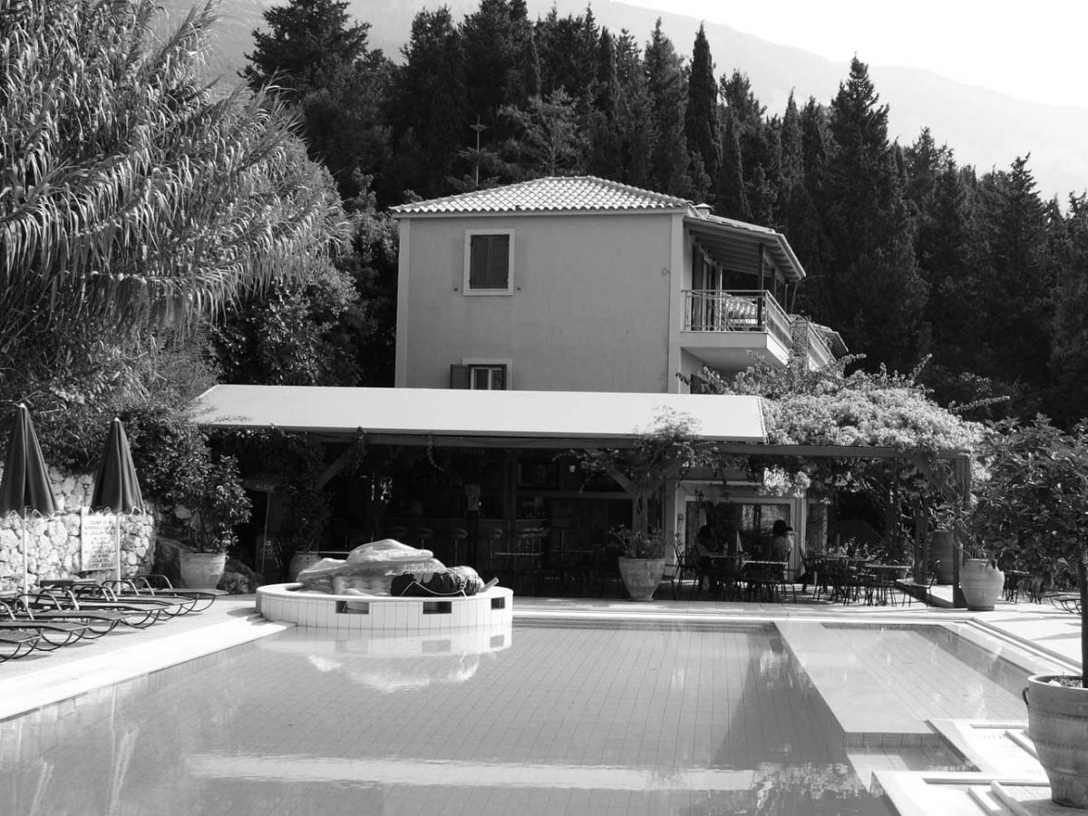 The Wave Pergola - Utopia Hotel Design-10