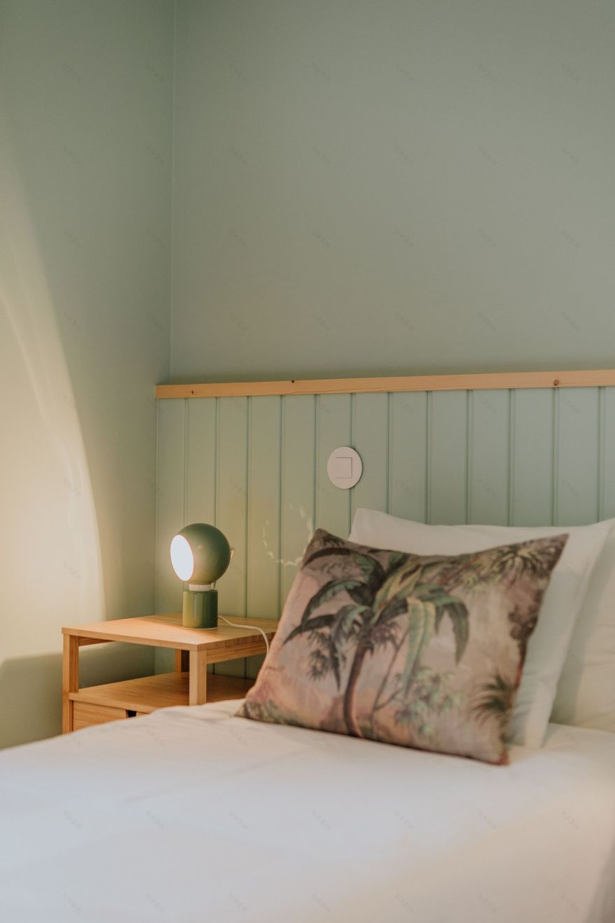 悬崖上的两所房子丨葡萄牙丨tabaibo atelier-36