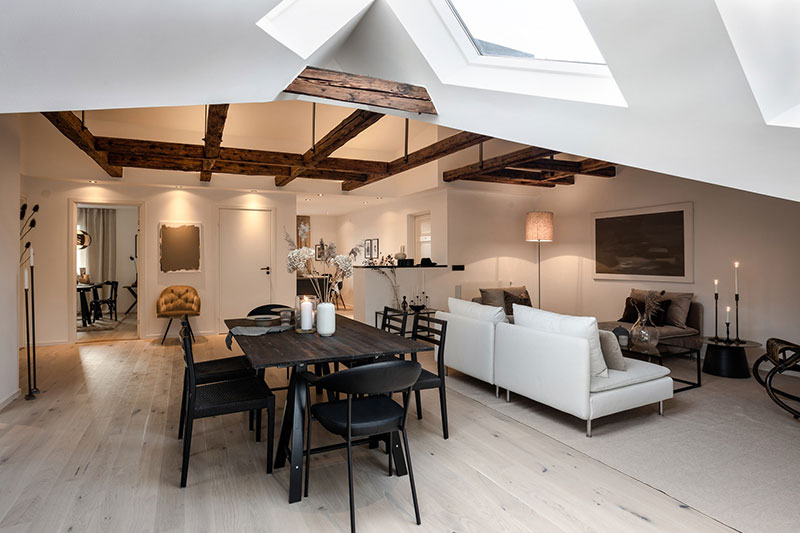 瑞典时尚阁楼公寓 | 玻璃隔墙与木梁的完美结合-14