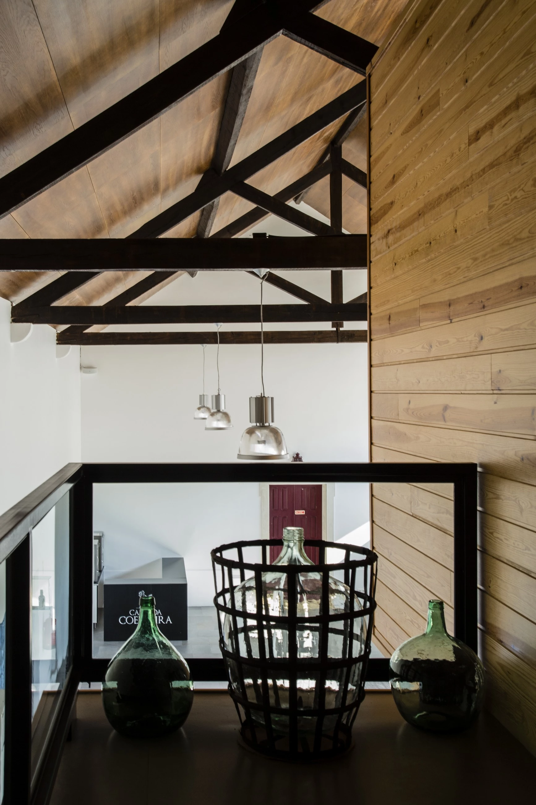 葡萄牙酒庄的现代复兴-17