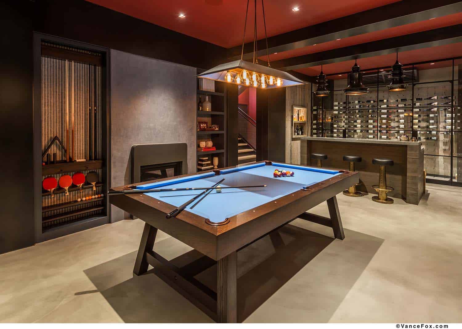 Northern California mountain retreat displays impressive design details-34