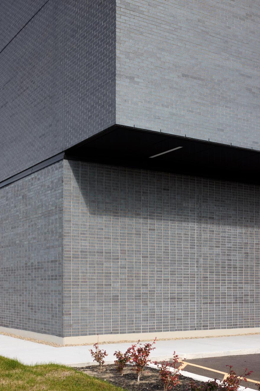 蒙特雷吉中央实验室丨加拿大魁北克丨NFOE | Archi-2