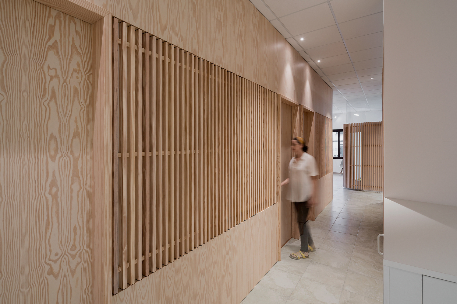 西内利亚物理治疗中心丨西班牙丨Erbalunga estudio-25