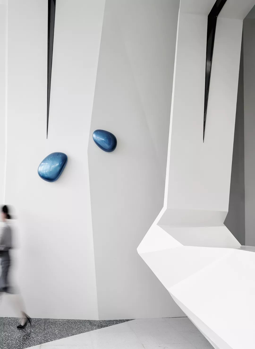 悬浮东钱湖的科技未来空间-53