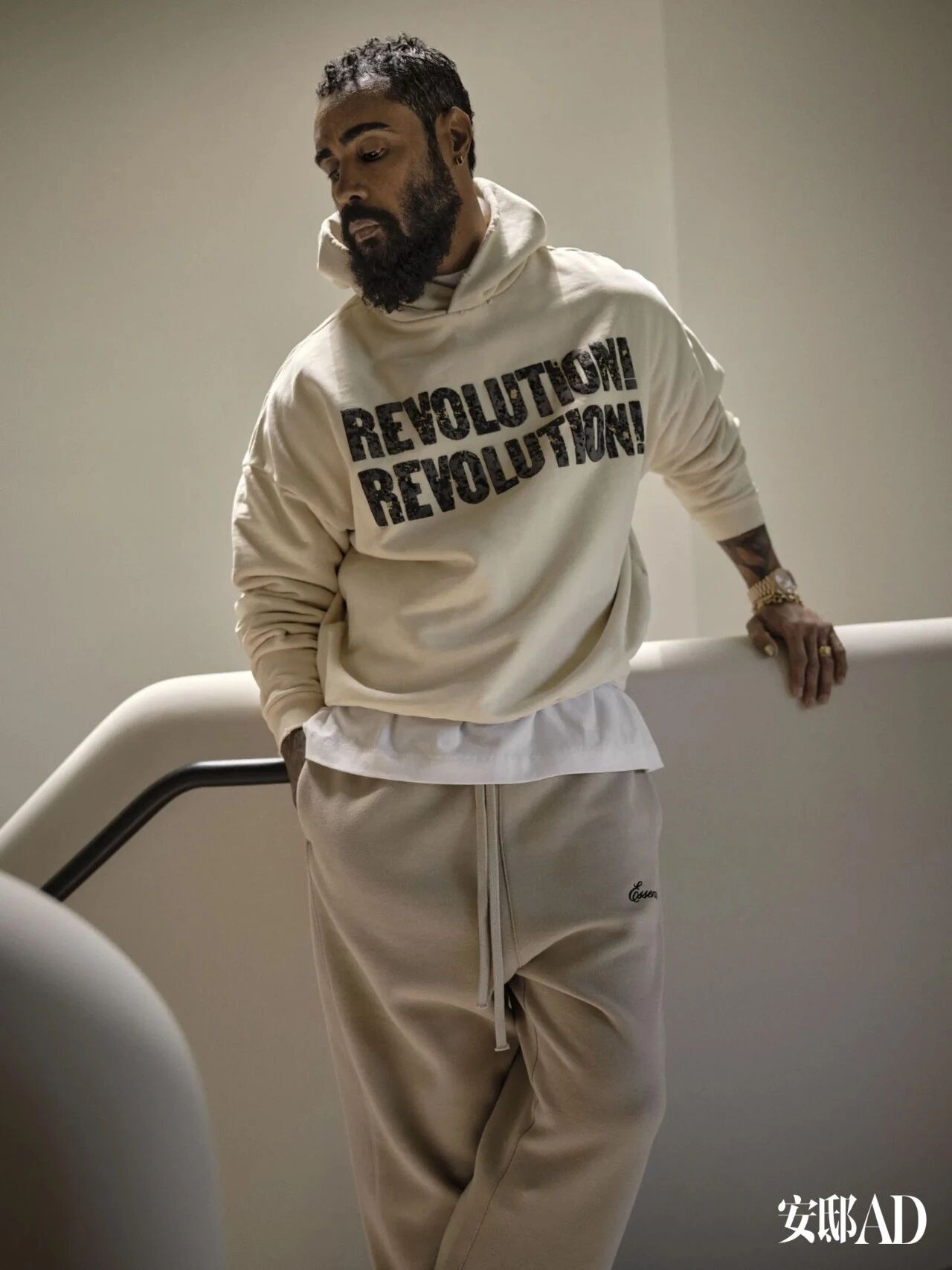 Fear of God创始人的极简主义静奢豪宅丨美国洛杉矶-3