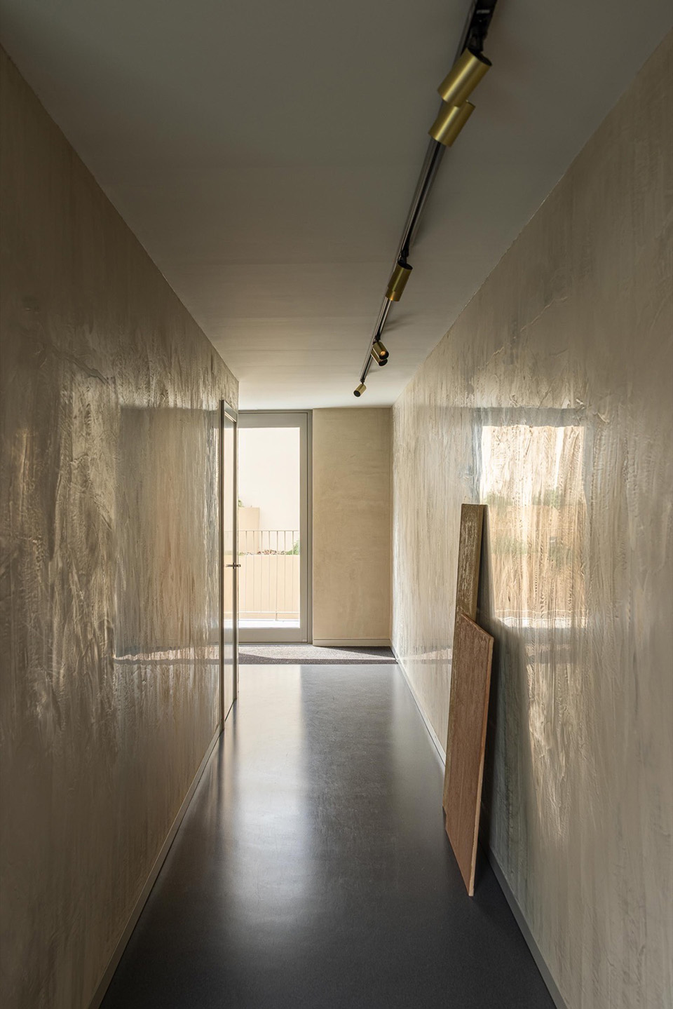 ERNESTO DO CANTO住宅区丨葡萄牙蓬塔德尔加达丨BOX arquitectos-244