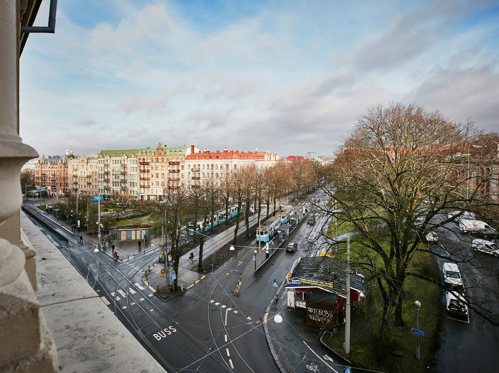 Gothenburg 魅力白公寓，女性化温馨设计-24