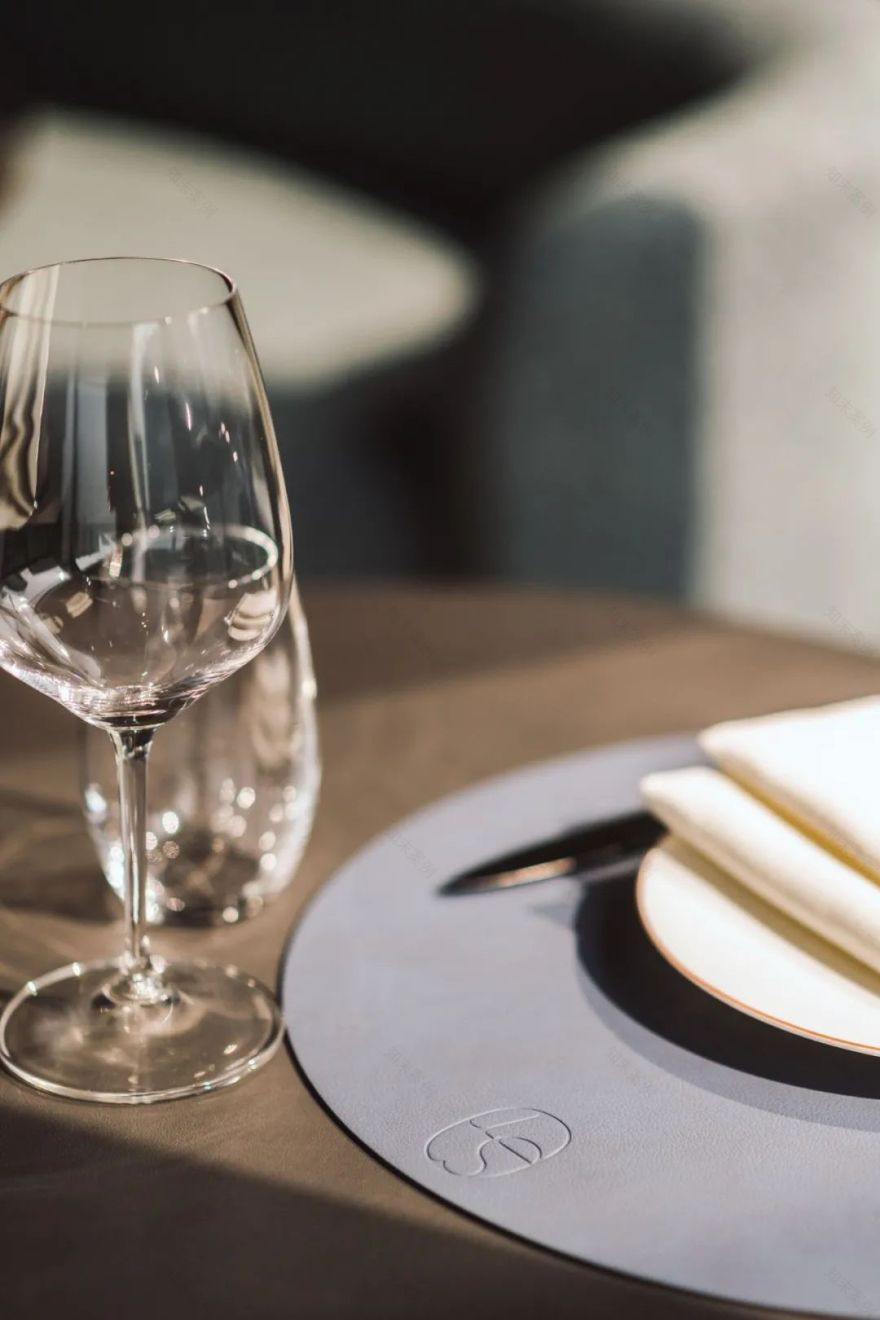 香港奕居酒店顶层餐厅 Salisterra丨中国香港丨Afso 设计公司-33