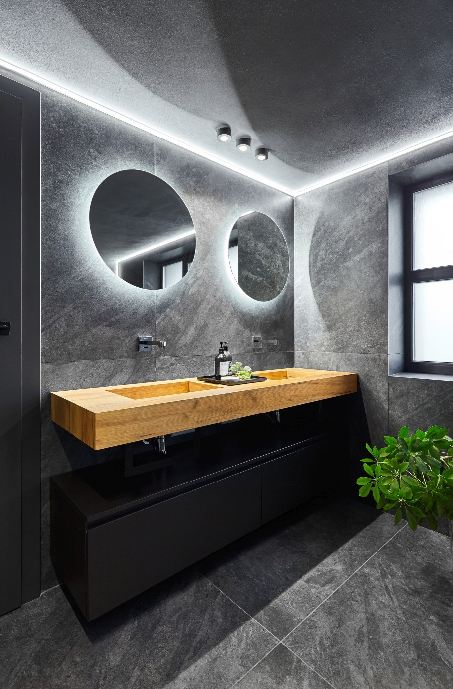 罗马尼亚顶层公寓工业风格设计案例-38