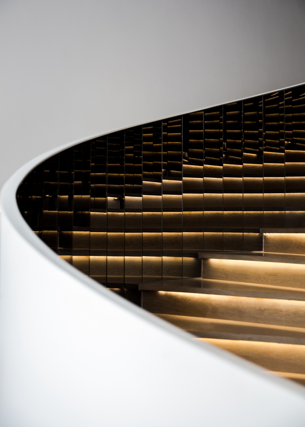 “再会吧 姑娘!” 啡概念馆 | 曲线空间与光影共舞-17