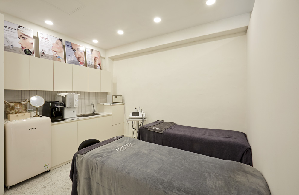 简约 8 坪韩式美妆店 设计展现魅力空间-13