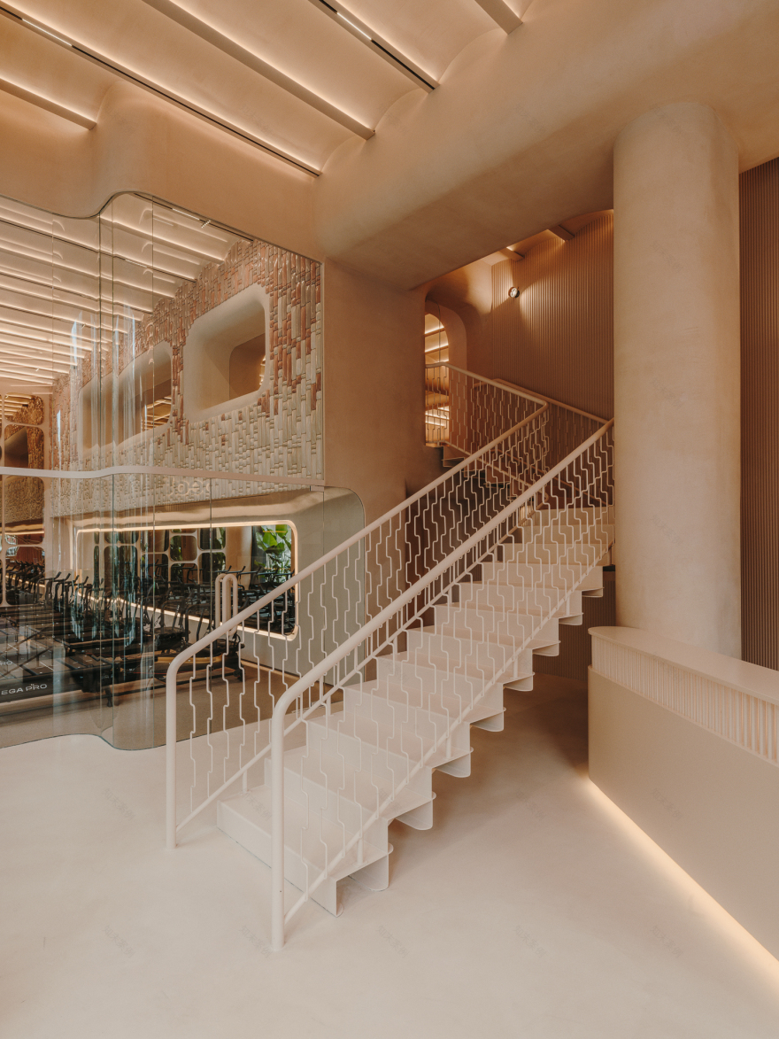 瑞铂健康俱乐部丨西班牙巴塞罗那丨MEAN*(中东建筑网络)-16