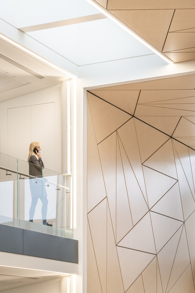 科技巨头 ARM 新总部,硅晶体结构灵感设计-39