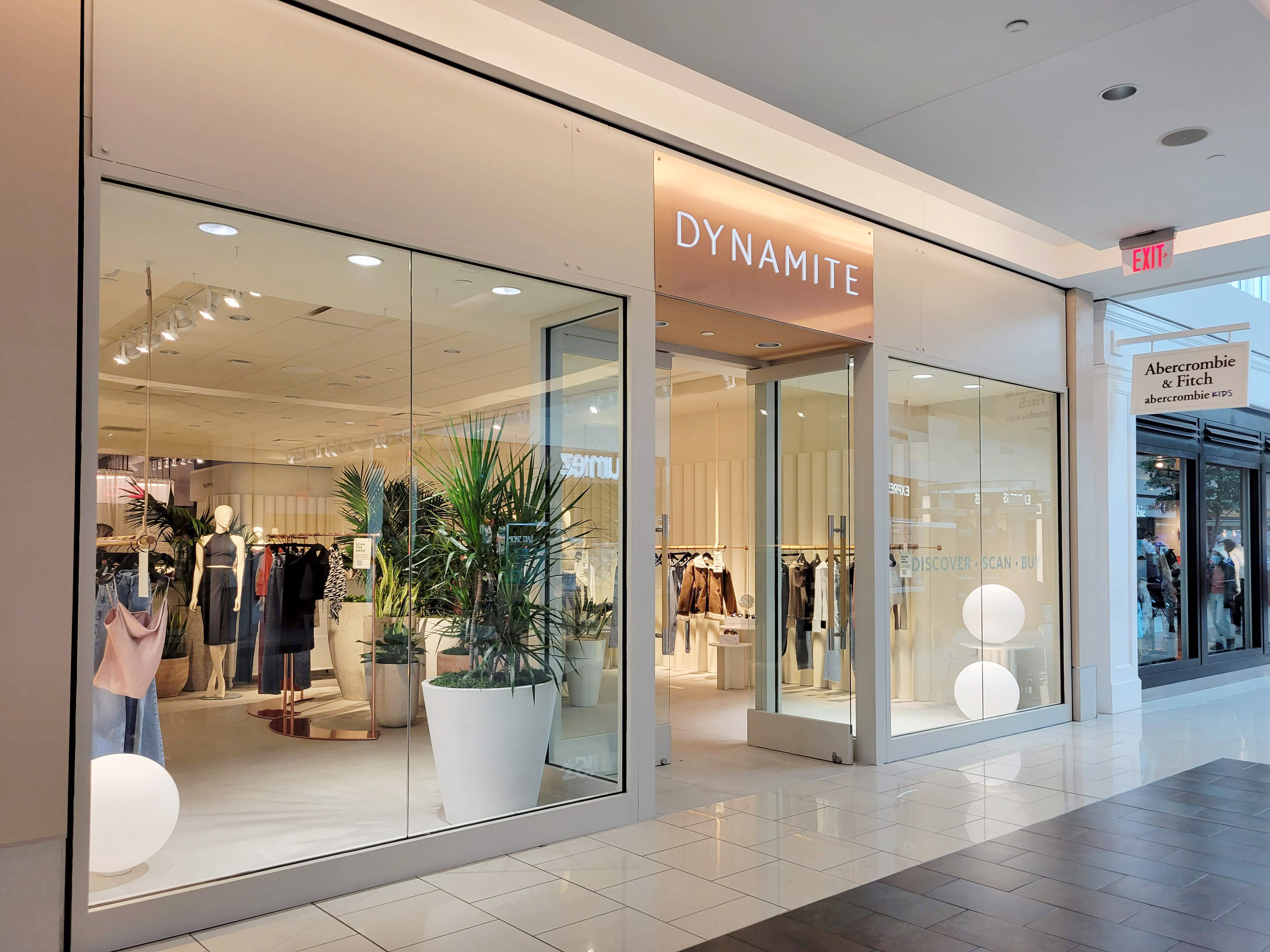 Dynamite 连通展示厅丨Groupe Dynamite inc.-16