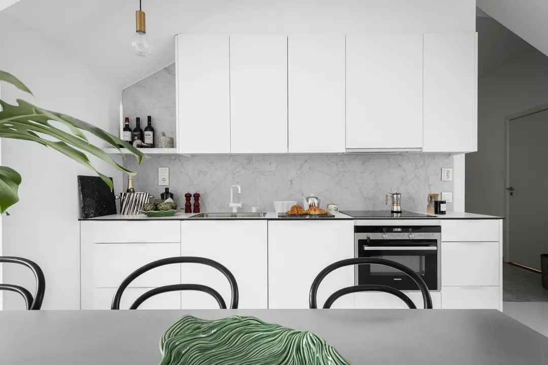 55 平米迷你阁楼图书馆设计-11