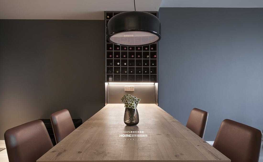 深色理性空间的温馨之家丨欢乐佳园装饰-6