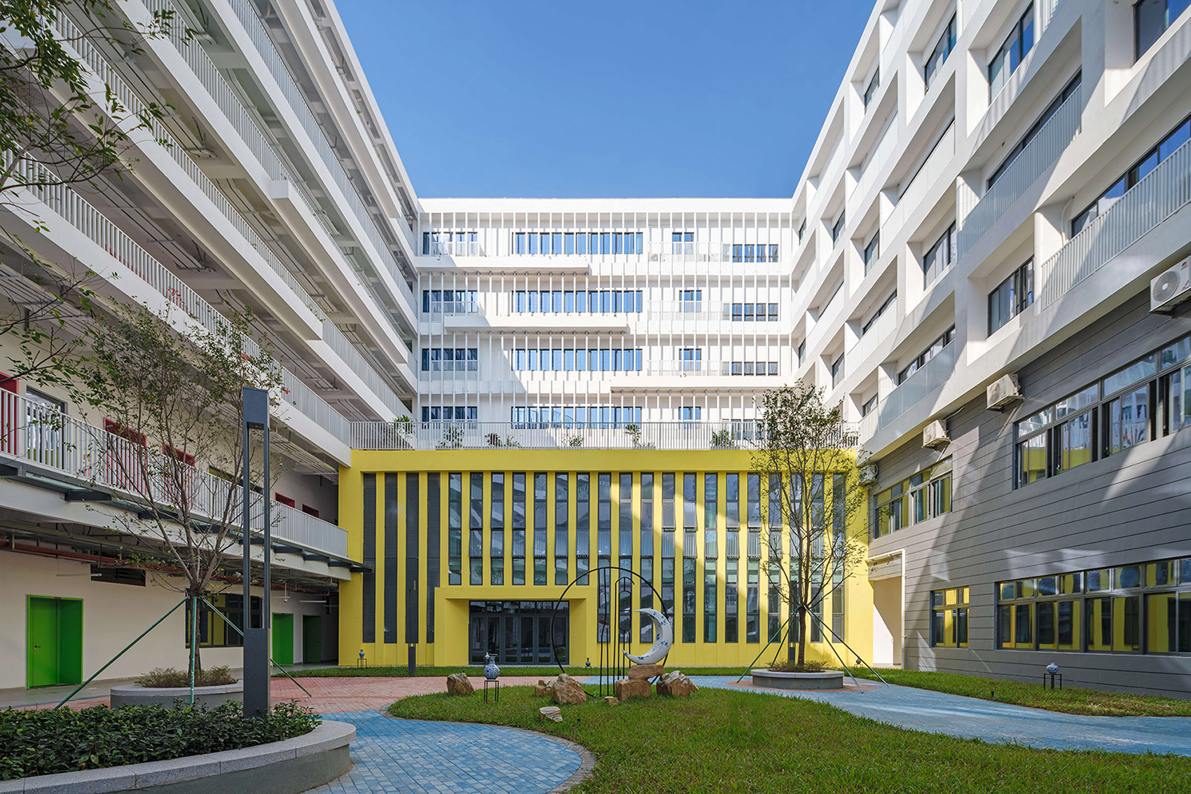 深圳市龙华区外国语学校福城校区丨中国深圳丨深圳大学建筑设计研究院有限公司“钟中 + 钟波涛”工作室-53