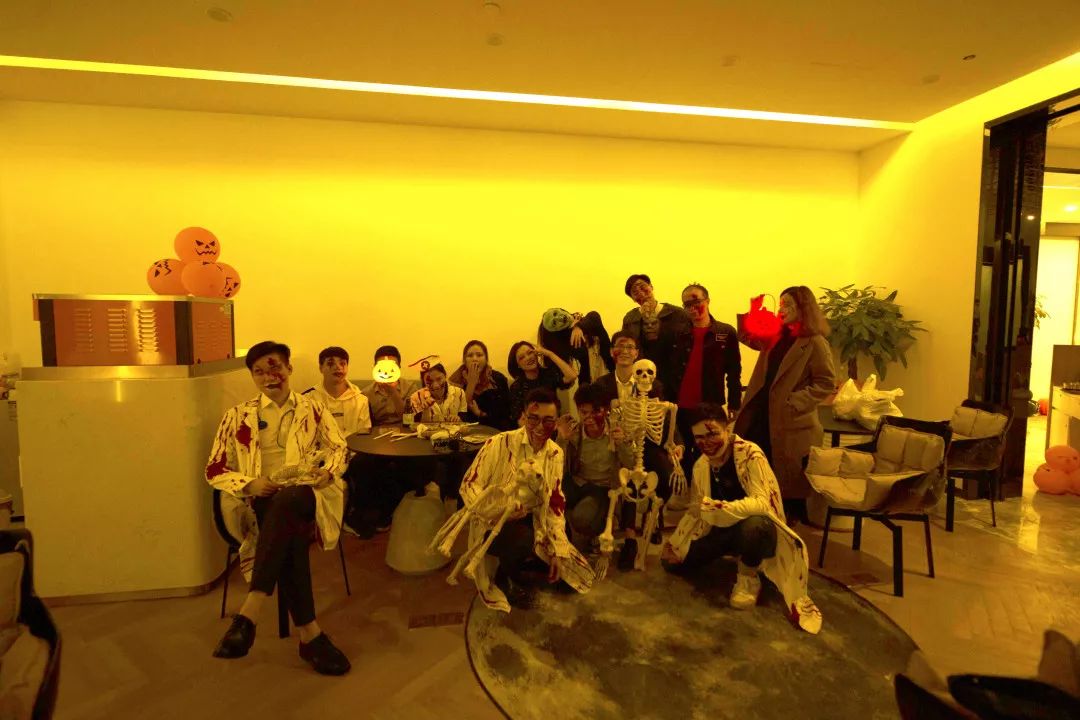 这支党支部勇站C位！-38