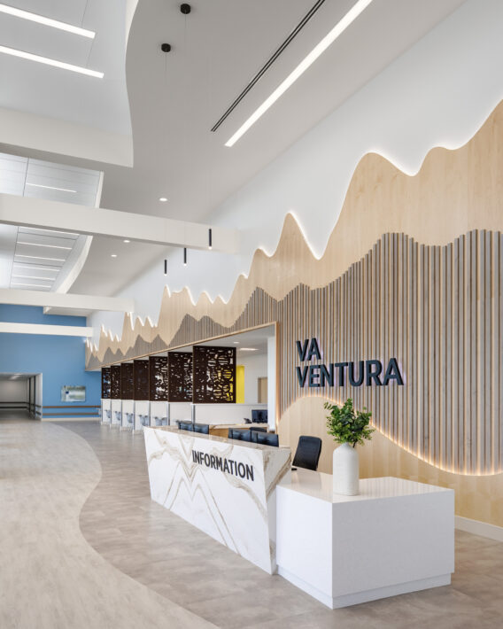 Captain Rosemary Bryant Mariner Outpatient Clinic - Perkins Eastman-1