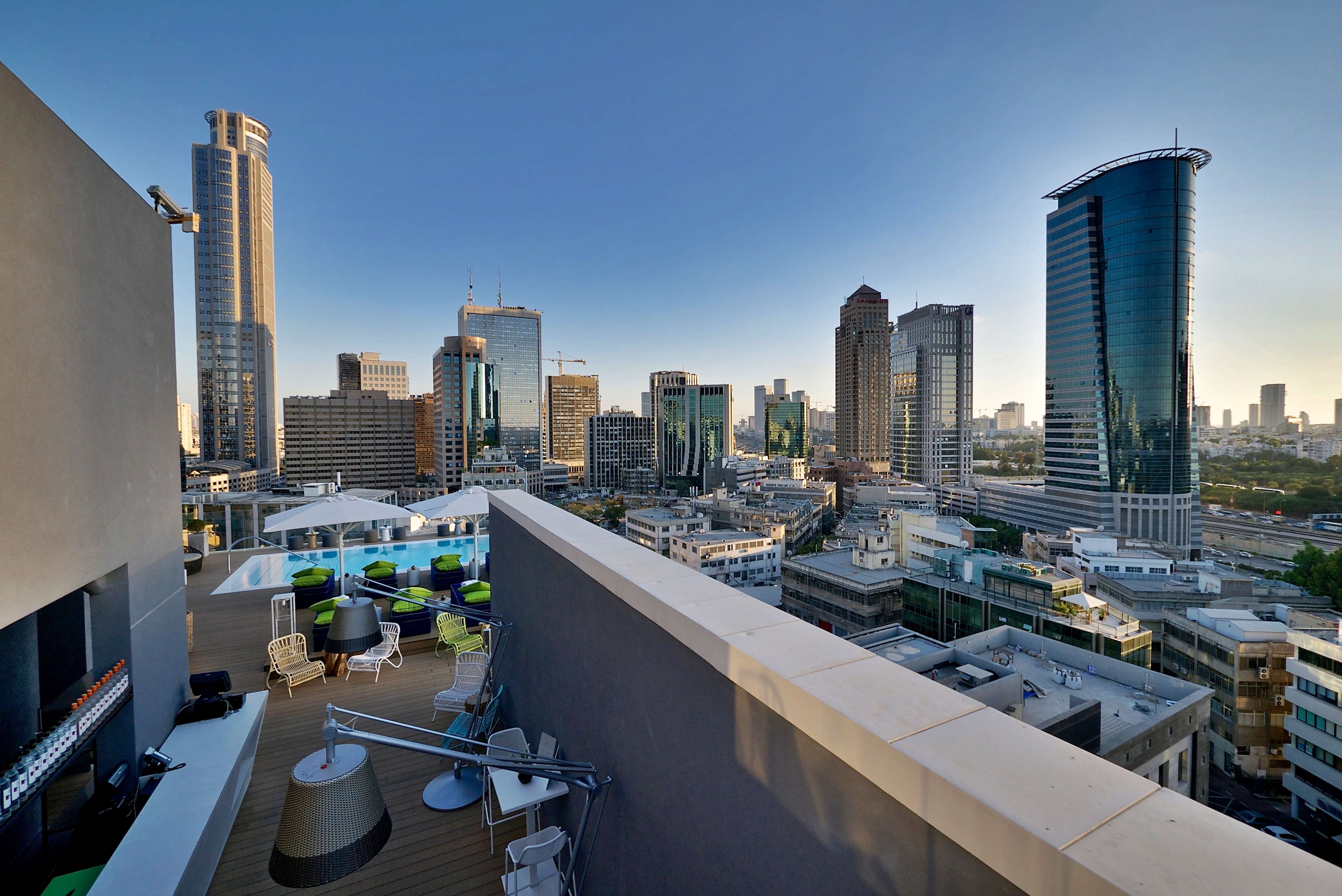 IN TEL AVIV   DIAMOND EXCHANGE-6