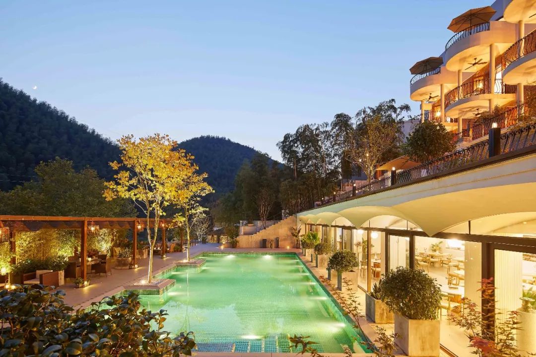 莫干山·云顶堡酒店 | 山地城堡的云朵奇想-24