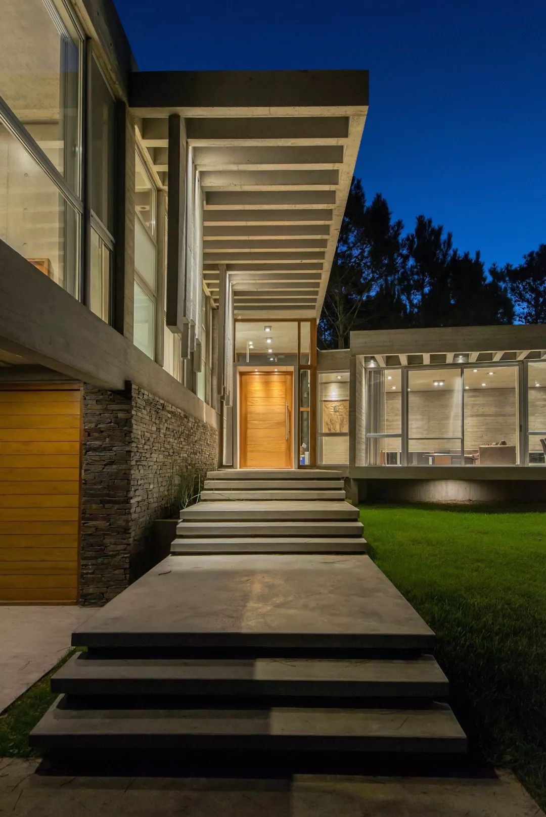 Galera 建筑工作室 | 光、空间与形式的平衡探索-54