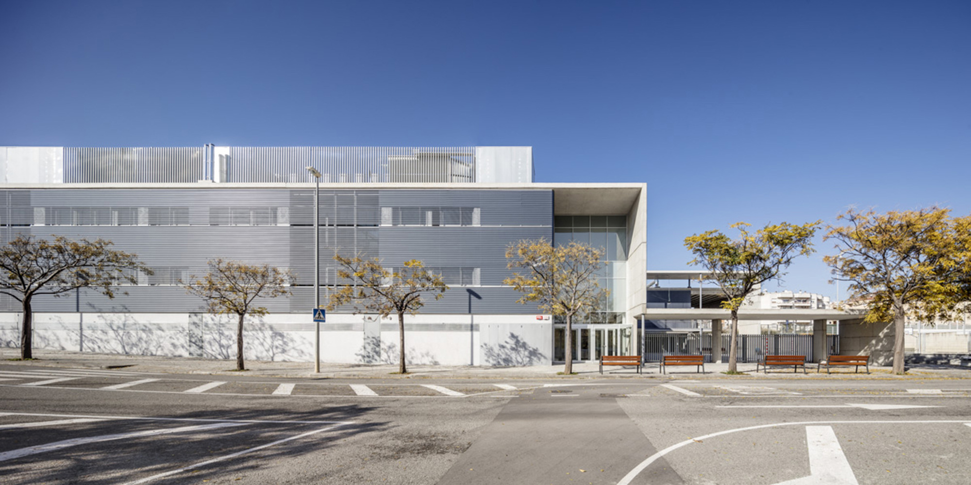 Vilafranca del Penedès Secondary Institute  / Jordi Farrando-11