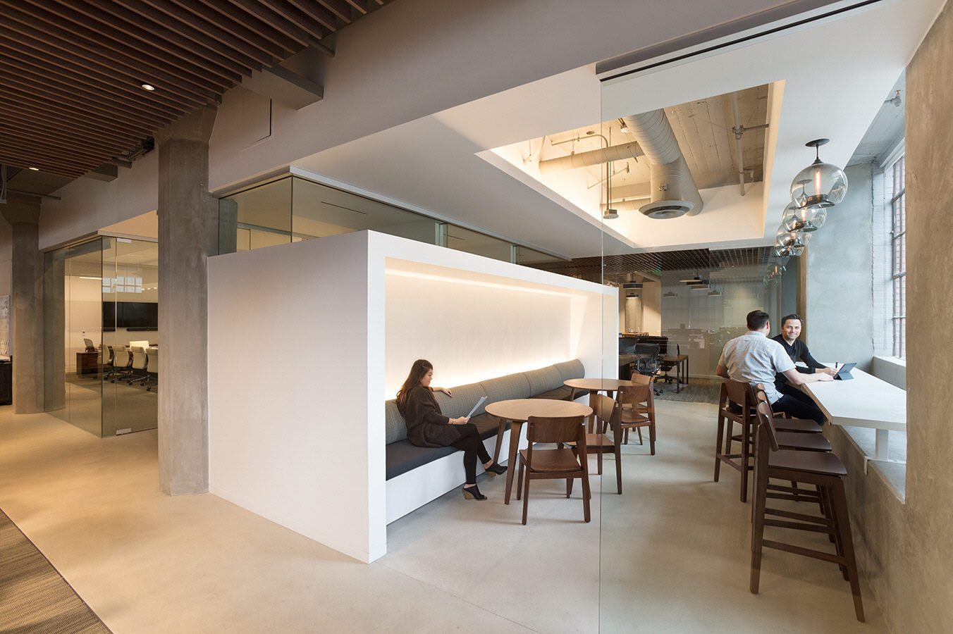 戴斯蒙德（The Desmond） - SOM-6