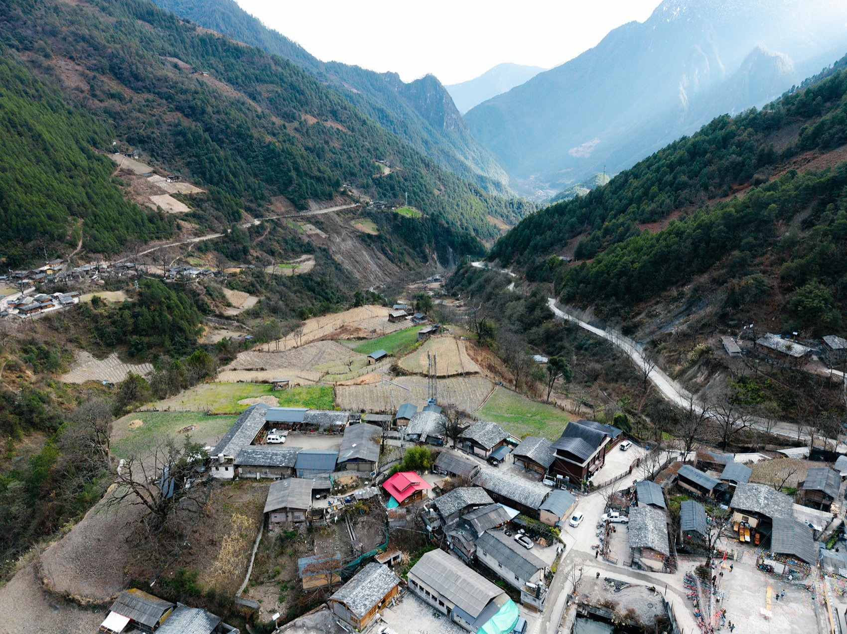 半山花语爱心书屋丨中国怒江丨STEPS大台阶建筑-5