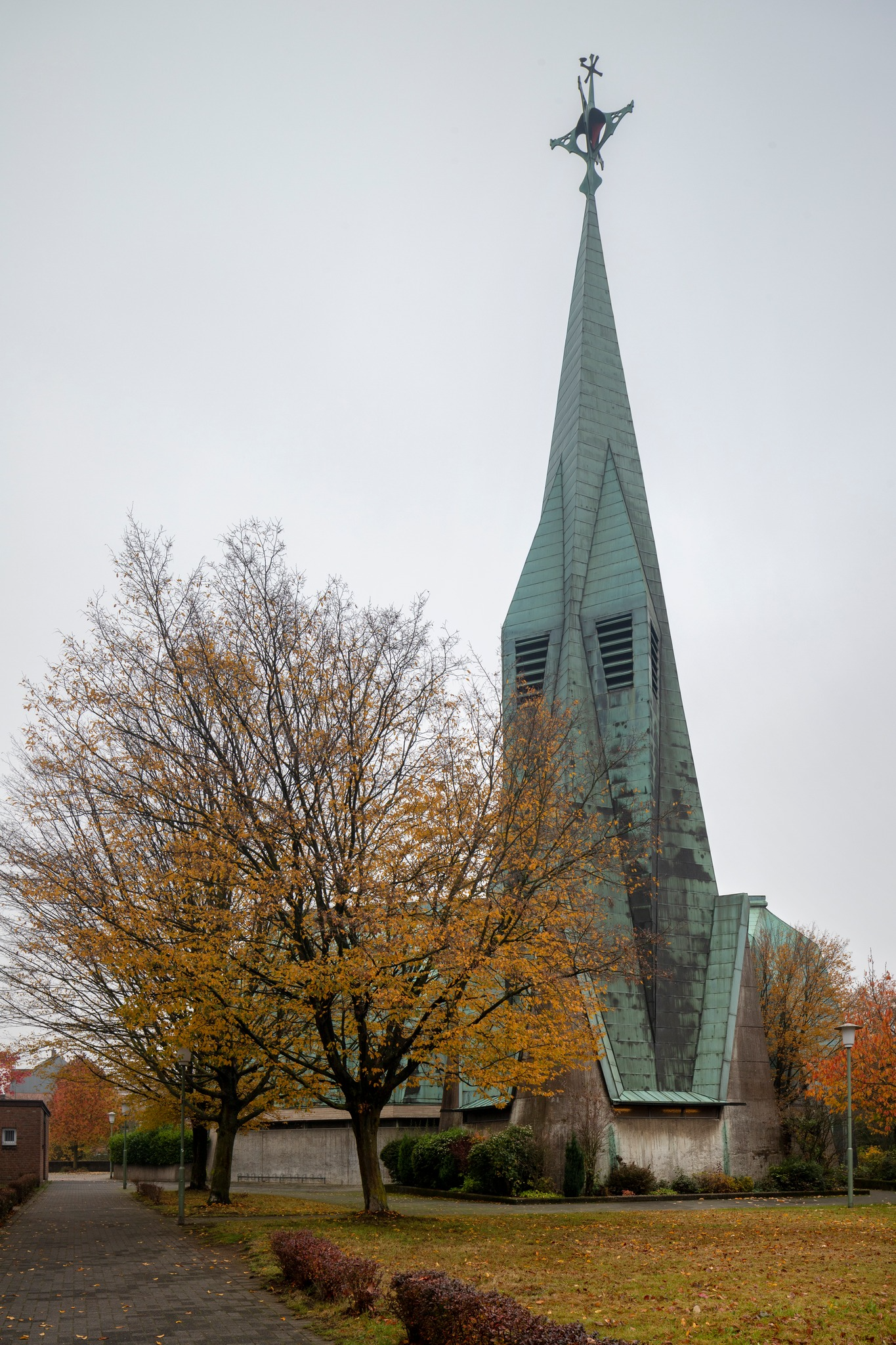 Fritz Schaller 的现代主义宗教建筑 | St. Paulus Neuss 教堂与 Trauerhalle Melaten-Friedhof 殡仪馆-14