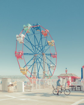 新港海滩的趣味空间 · Franck Bohbot 的公园设计