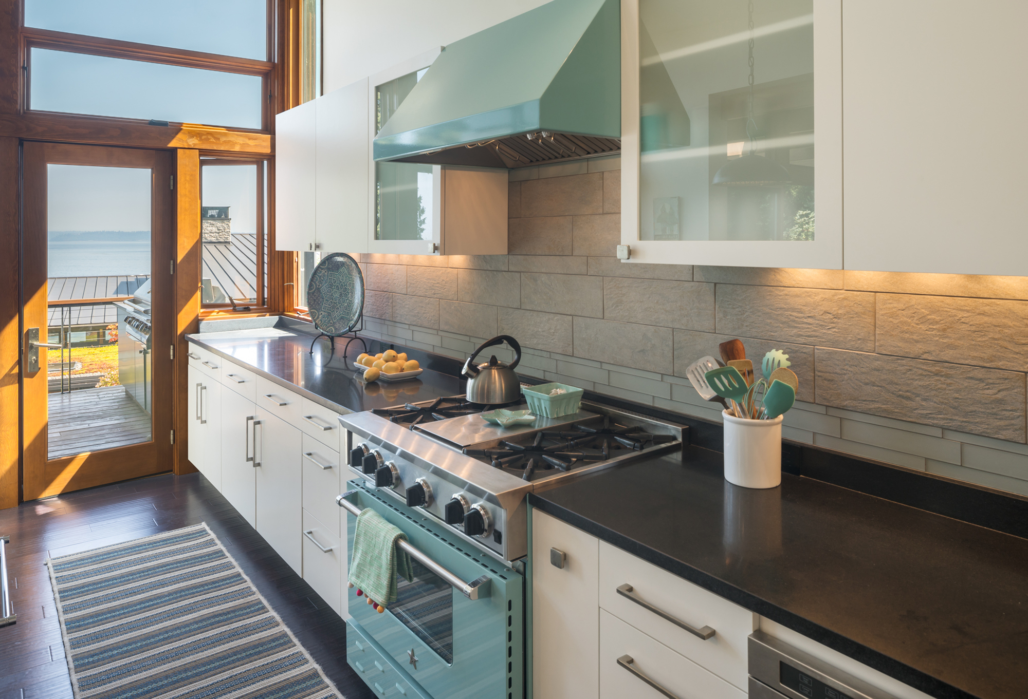 Island Retreat / Coates Design: Architecture + Interiors | Seattle Architects-33