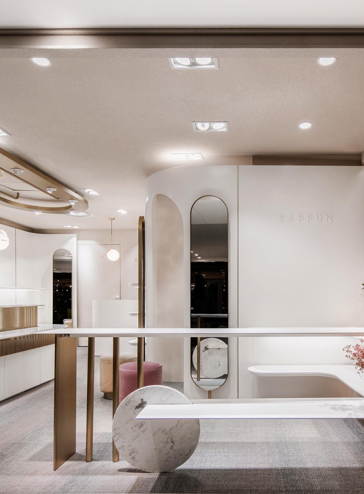 首尔 Labotory 设计工作室打造独特精品店-14