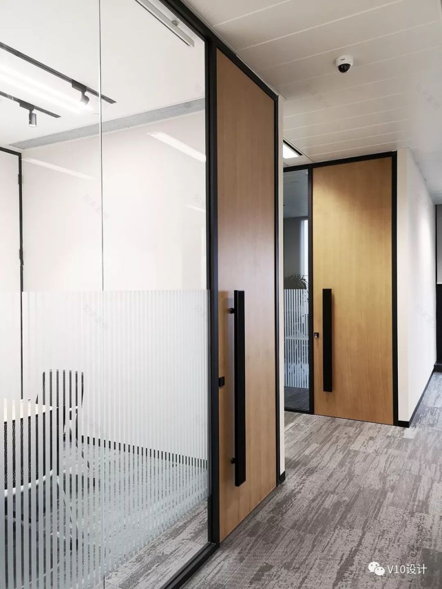 保德信总部办公空间——高效利用的 L 型布局-37