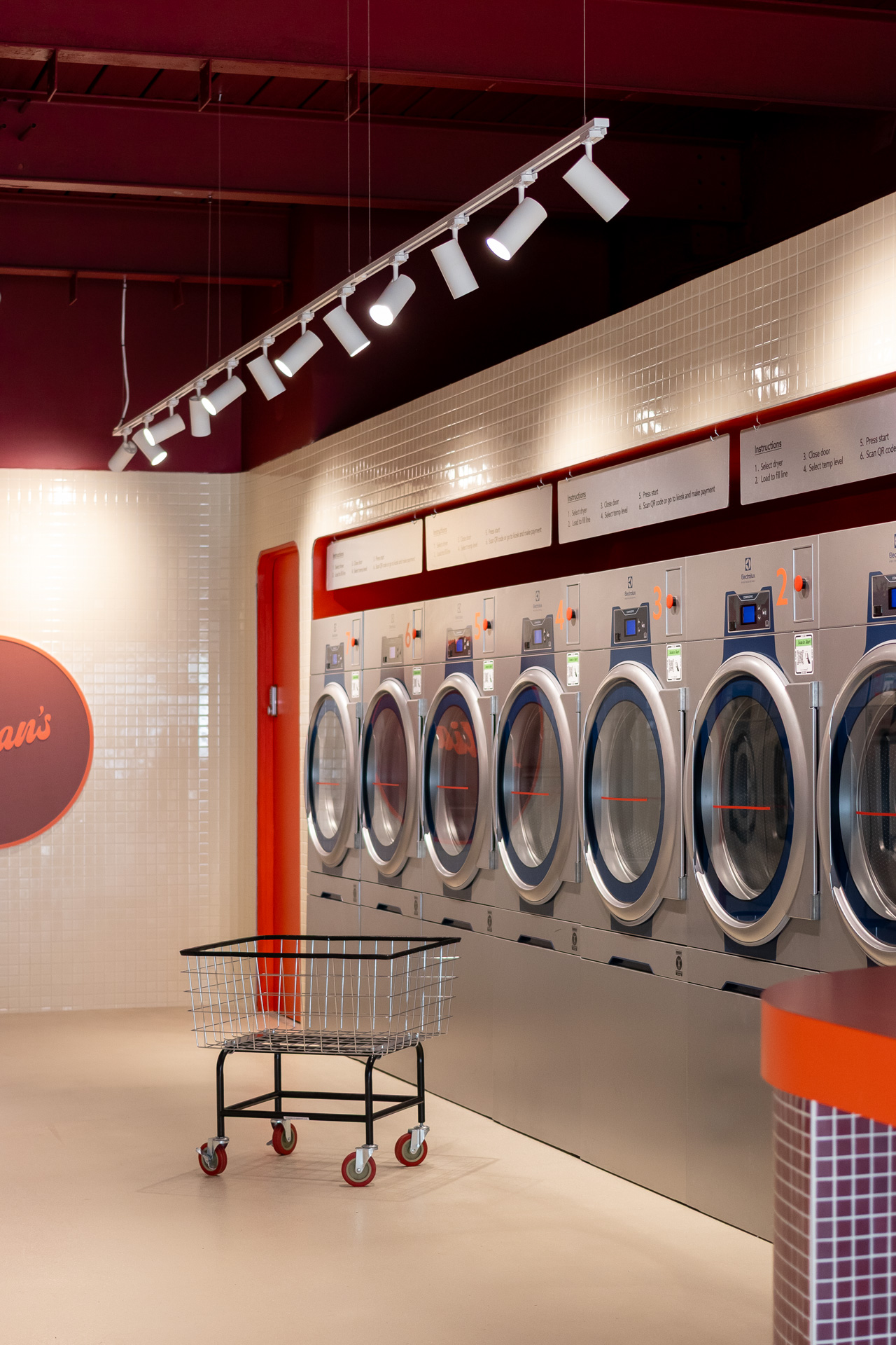 LILLIAN'S LAUNDROMAT-14