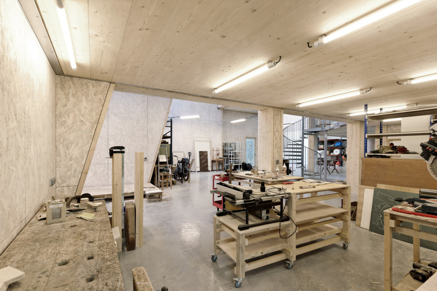 The Good, the Bad and the Ugly Artist's Studio / Didier Fiúza Faustino-26